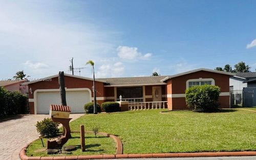 7211 Biltmore Blvd, Miramar, FL, 33023-5964 | Card Image