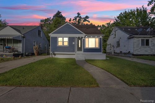 8459 Pierson St, Detroit, MI, 48228-2829 | Card Image