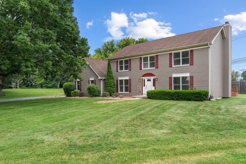 747 Jamestowne Ct, Sleepy Hollow, IL, 60118-1851 | Card Image