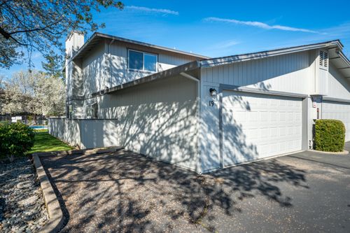 apt-19-200 Ridgetop Drive, Redding, CA, 96003 | Card Image