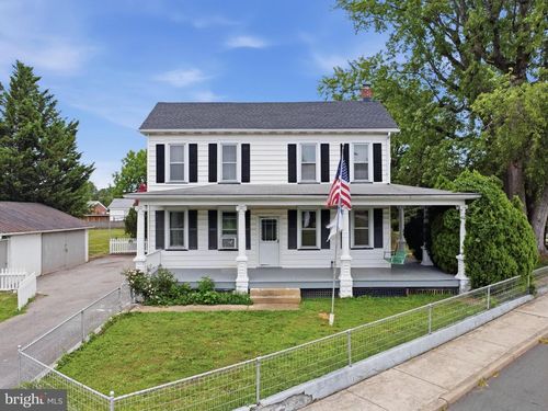 1043 Spruce St, HAGERSTOWN, MD, 21740-7216 | Card Image