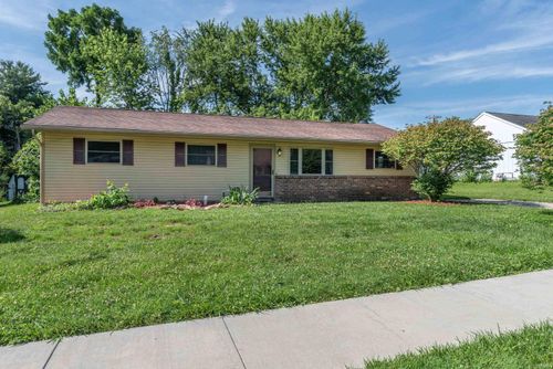 3921 W Fairington Dr, Bloomington, IN, 47403-3702 | Card Image