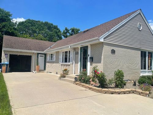 1278 E River Dr, Des Plaines, IL, 60018-1677 | Card Image