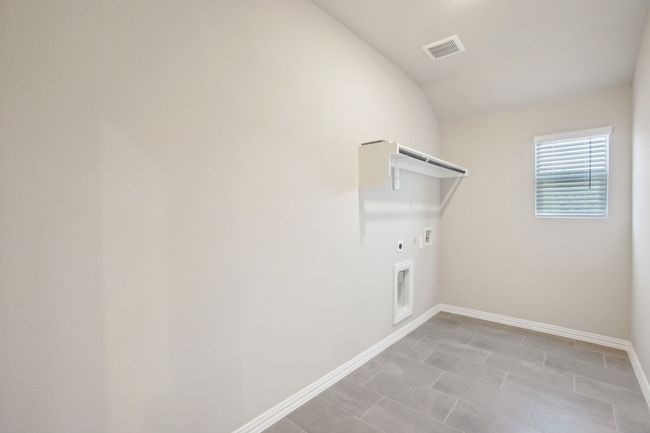 Photo is not of the actual home, but is an inspirational photo of builder’s model home and may depict options, furnishings, and/or decorator features that are not included. | Image 26