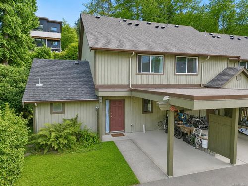 7-595 Gibson St, Tofino, BC, V0R2Z0 | Card Image