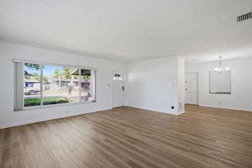 4630 Ne 3rd Ter, Oakland Park, FL, 33334-6008 | Card Image