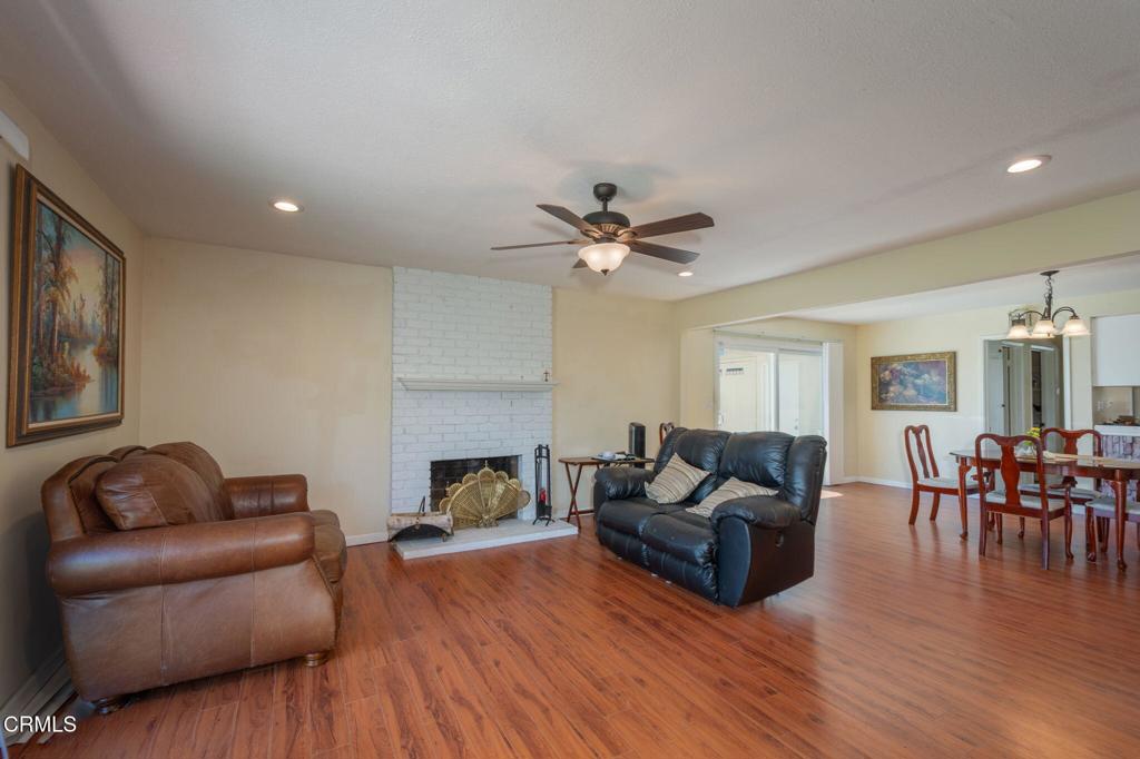 Residential in Ventura 4