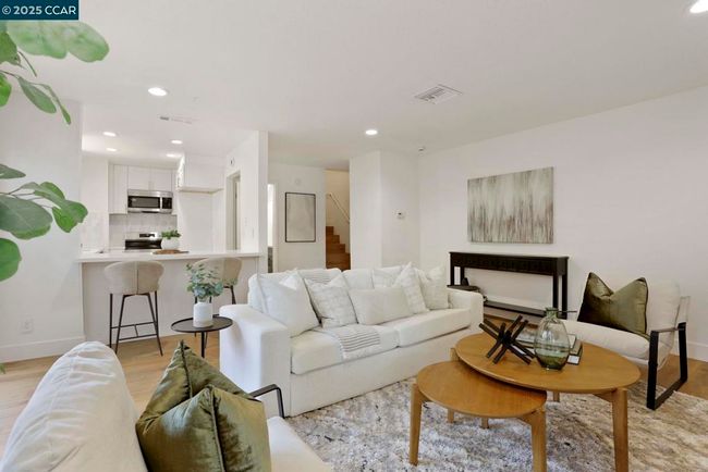 APT-29 - 3712 Willow Pass Rd, Condo with 2 bedrooms, 2 bathrooms and 1 parking in Concord CA | Image 15