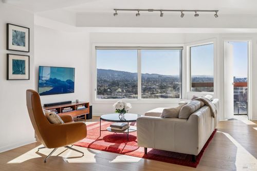 apt-2627-6363 Christie Ave, Emeryville, CA, 94608-1902 | Card Image