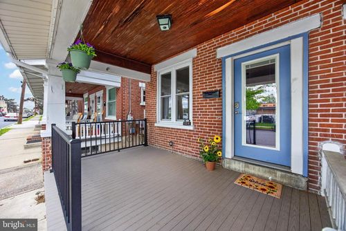 124 S Franklin St, BOYERTOWN, PA, 19512-1515 | Card Image