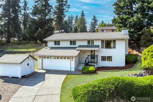 3785 Greenville Pl, Bellingham, WA, 98226-8806 | Card Image
