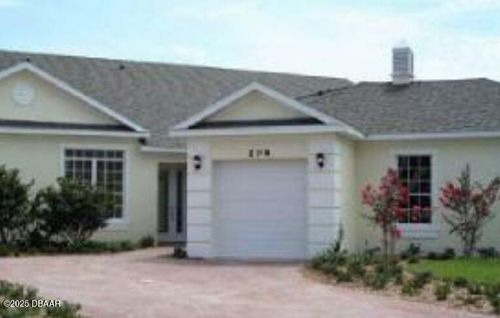 208 Bauer Cir, DAYTONA BEACH, FL, 32124-2031 | Card Image