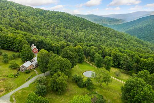 1279 Old Bridgewater Hill Rd, Bridgewtr Cor, VT, 05035-9825 | Card Image