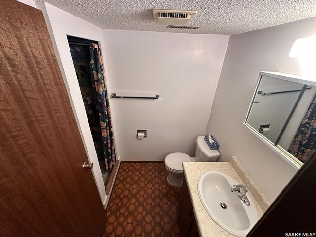 706 Donald St, House other with 5 bedrooms, 4 bathrooms and 2 parking in Hudson Bay SK | Image 11