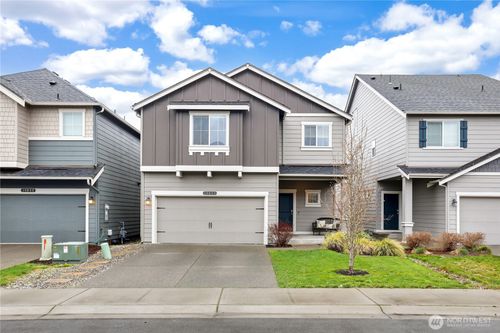 10637 187th St E, Puyallup, WA, 98374-8916 | Card Image
