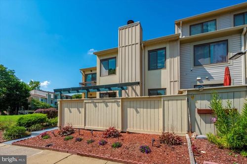 9302 Grazing Ter, GAITHERSBURG, MD, 20886-1213 | Card Image