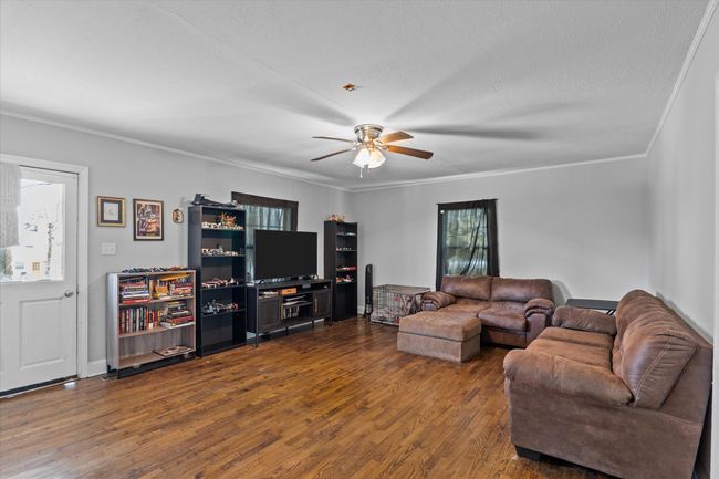Living Room | Image 6