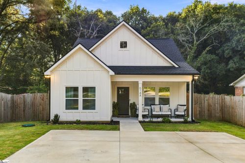a-518A Hellams St, Fountain Inn, SC, 29644-1739 | Card Image