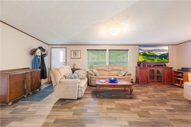 680 Mallard Dr, House other with 3 bedrooms, 2 bathrooms and null parking in Caldwell TX | Image 6