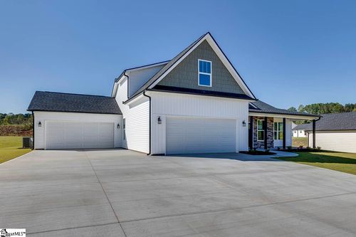 104 Old Glory Ct, Pickens, SC, 29671-7005 | Card Image