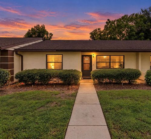 12422 Clubhouse Ct, Tavares, FL, 32778-4484 | Card Image