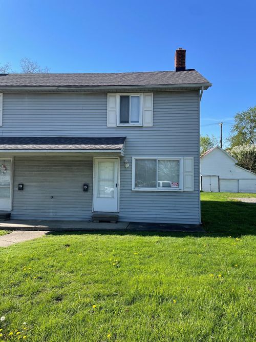 324 E Saint Clair St, Romeo, MI, 48065-5265 | Card Image