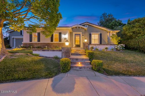 1048 Via Adorna, Newbury Park, CA, 91320-6793 | Card Image