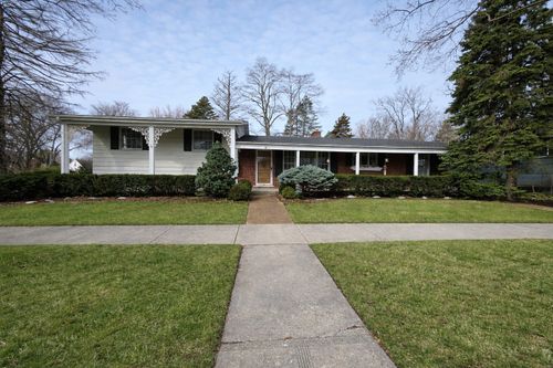8 N Greenwood Ave, PALATINE, IL, 60074-5422 | Card Image