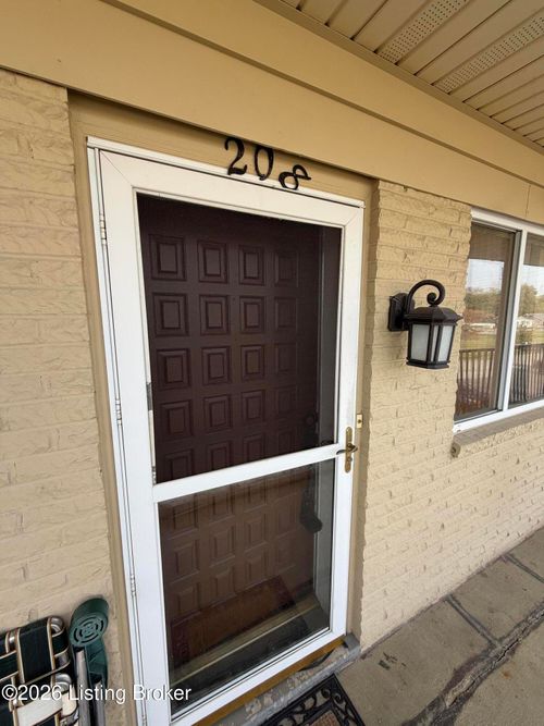 208-208 Casa Bella Ct, Louisville, KY, 40220 | Card Image
