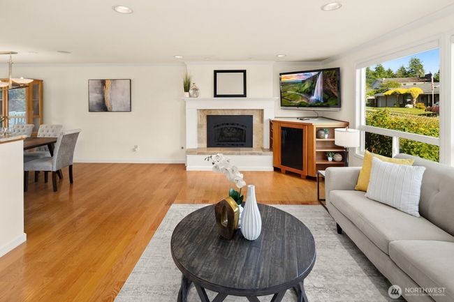 Fireplace and Living Room | Image 6