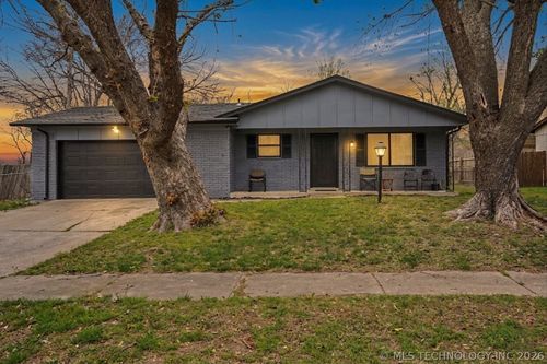 2141 120th East Ave, Tulsa, OK, 74129-5607 | Card Image