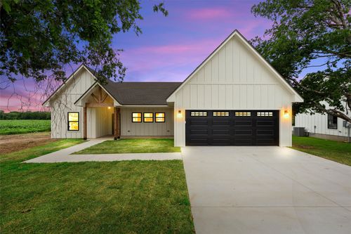 5200 Bogey Ln, Waco, TX, 76708-9703 | Card Image