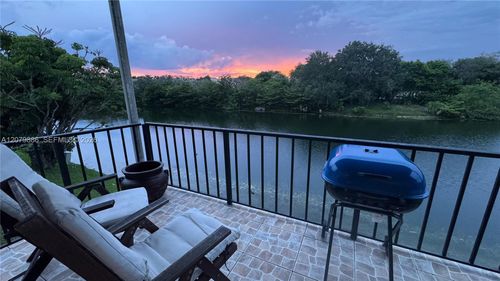 526-3621 Nw 95th Ter, Sunrise, FL, 33351-6465 | Card Image