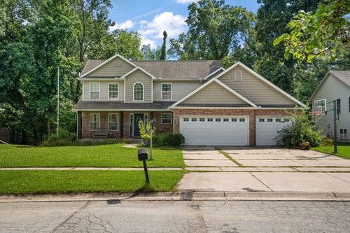 2657 Clarendon Ct, Valparaiso, IN, 46385 | Card Image
