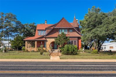 704 S Bridge, House other with 3 bedrooms, 4 bathrooms and null parking in Brady TX | Image 1