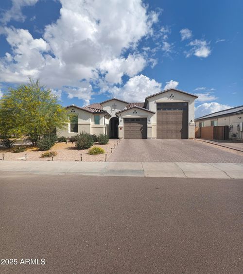 7616 W Jones Ave, Phoenix, AZ, 85043-1235 | Card Image