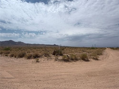 313-35-032B E Huntington Avenue, Kingman, AZ, 86401 | Card Image