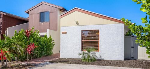 1231 The 12th Fairway, Wellington, FL, 33414-5738 | Card Image