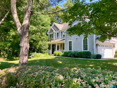 2 Blue Mountain Ct, Norwalk, CT, 06851-2200 | Card Image