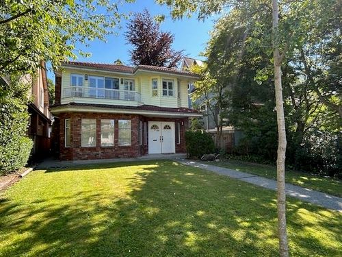 318 W 17th Ave, Vancouver, BC, V5Y1Z8 | Card Image