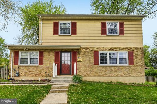 216 Glyndon Dr, REISTERSTOWN, MD, 21136-2118 | Card Image