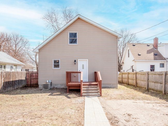 3945 Perry Ave N, House other with 4 bedrooms, 4 bathrooms and null parking in Robbinsdale MN | Image 36