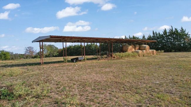 View of yard | Image 9