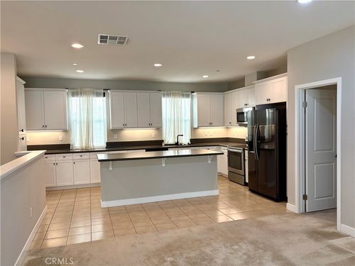 unit-10-645 W Foothill Blvd, Glendora, CA, 91741-4804 | Card Image