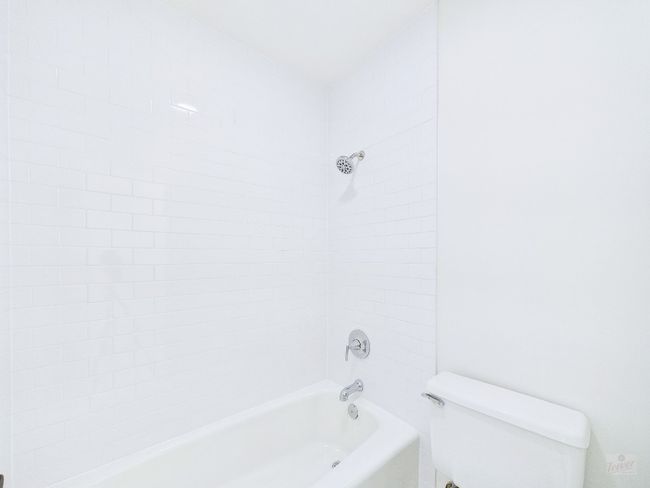 APT-222 - 1501 Barton Springs Rd, Condo with 3 bedrooms, 3 bathrooms and 3 parking in Austin TX | Image 24