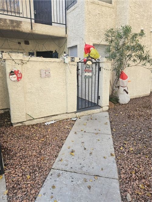 94-3609 Melonies Drive, Las Vegas, NV, 89103 | Card Image