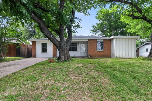 2117 Brookshire St, Arlington, TX, 76010-3128 | Card Image