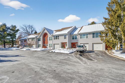 227 Deer Ct Dr, Middletown, NY, 10940-6873 | Card Image