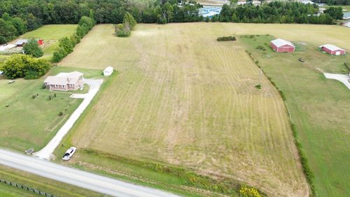 300 Sixteenth Model Rd, Manchester, TN, 37355-5233 | Card Image