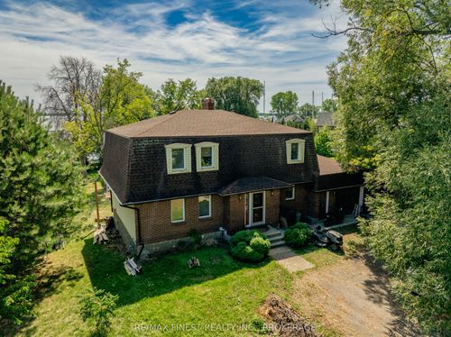 {{alt}} | Card Image